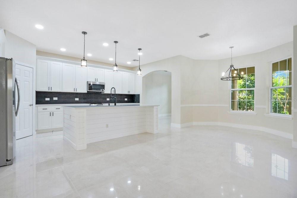 PRESTON SQUARE - Residential
