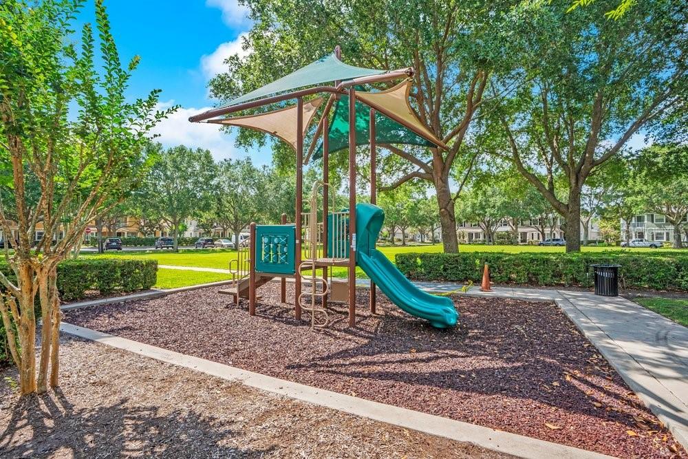 PRESTON SQUARE - Residential