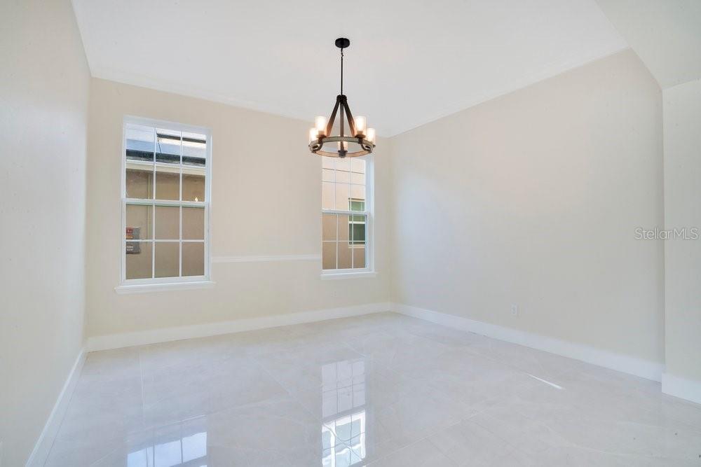 6615 HELMSLEY CIRCLE
