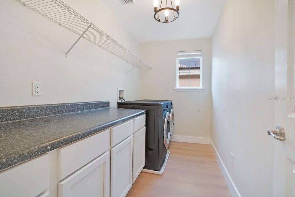 PRESTON SQUARE - Residential