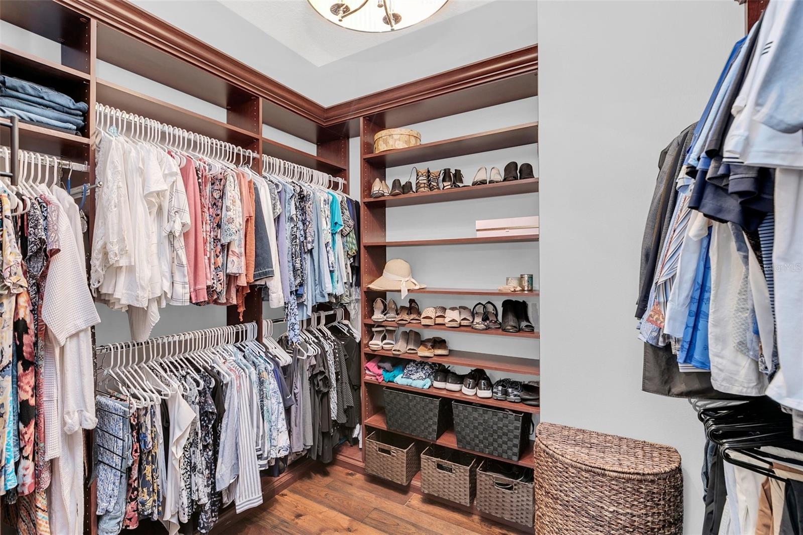 BALDWIN PARK - Residential