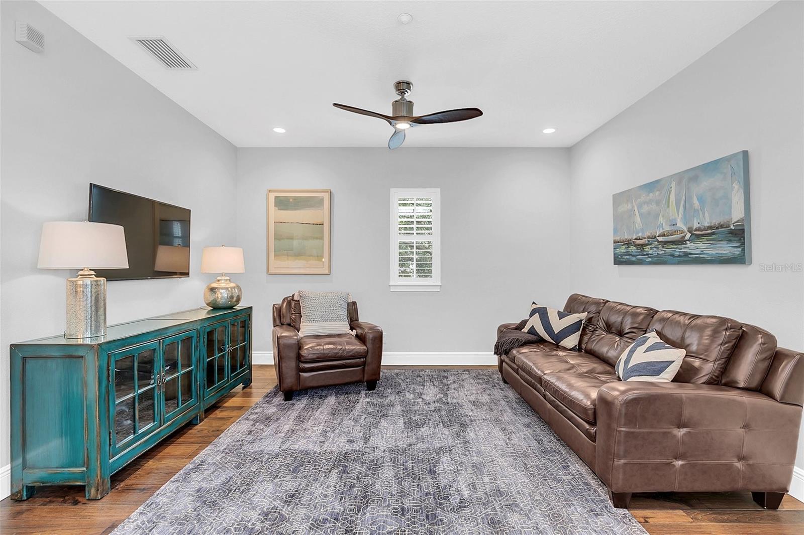 BALDWIN PARK - Residential