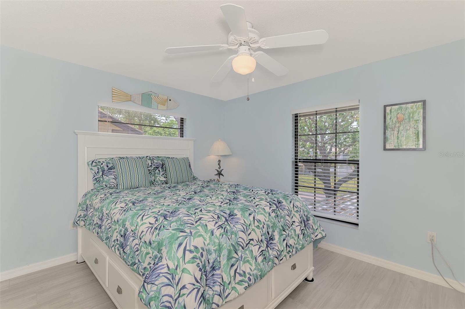 MISSION LAKES - Residential