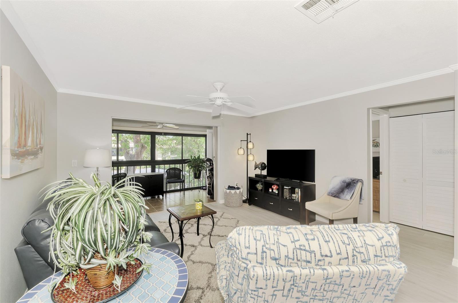 MISSION LAKES - Residential