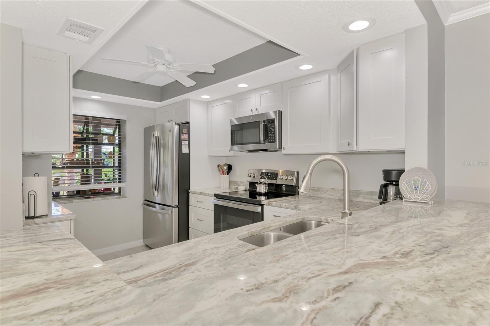 MISSION LAKES - Residential