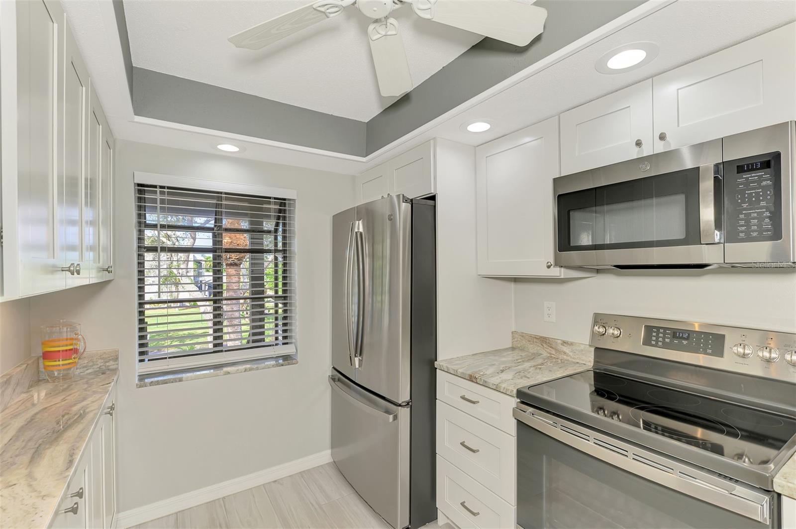 MISSION LAKES - Residential