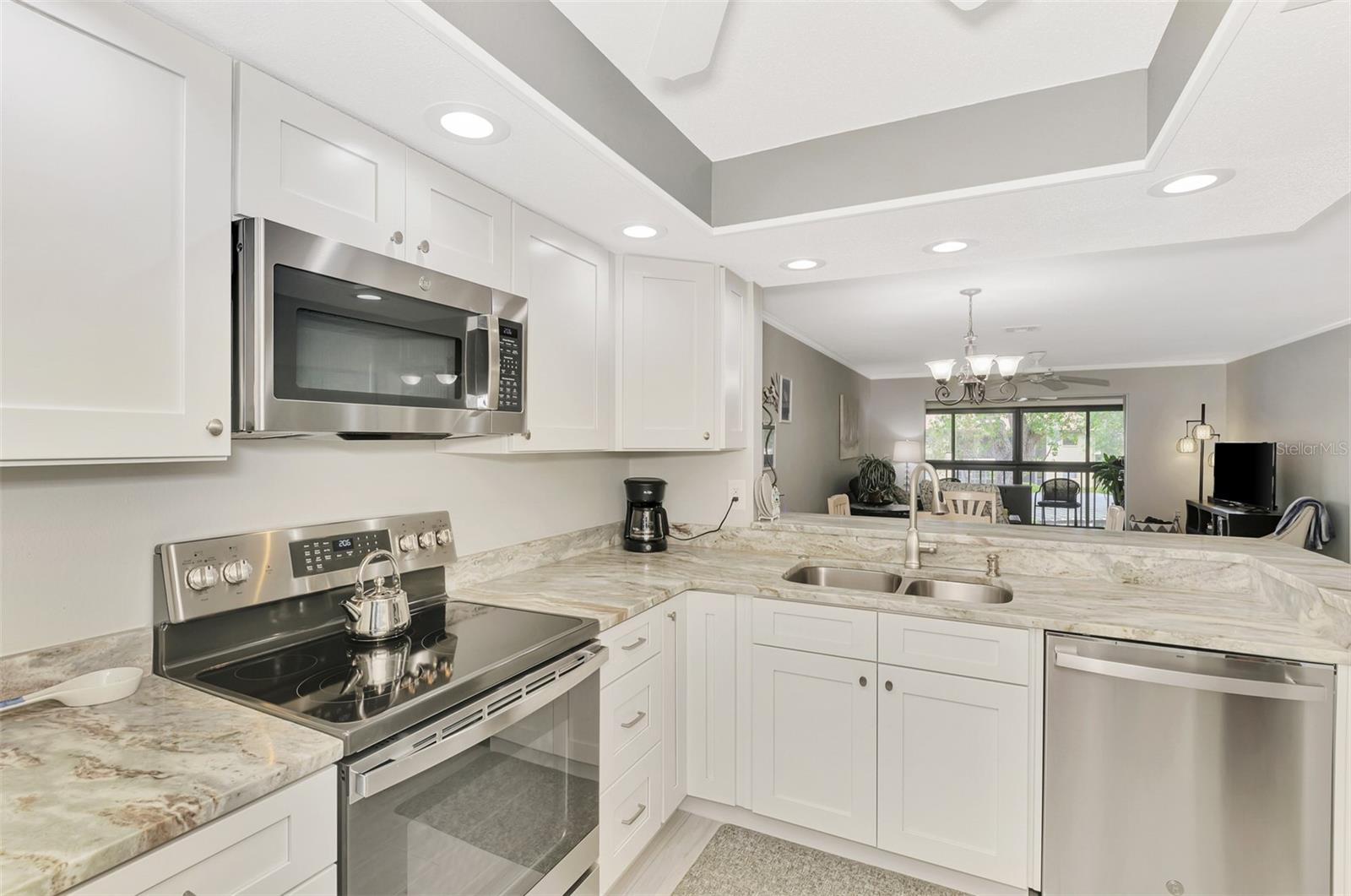 MISSION LAKES - Residential