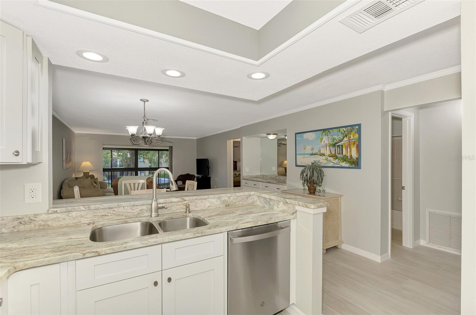 MISSION LAKES - Residential