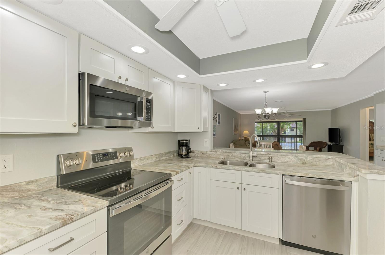 MISSION LAKES - Residential