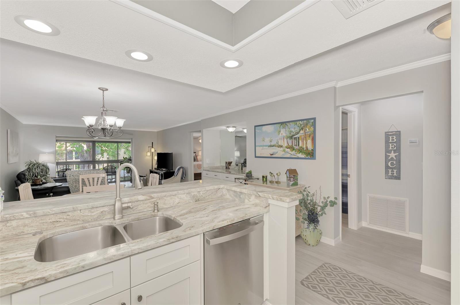 MISSION LAKES - Residential