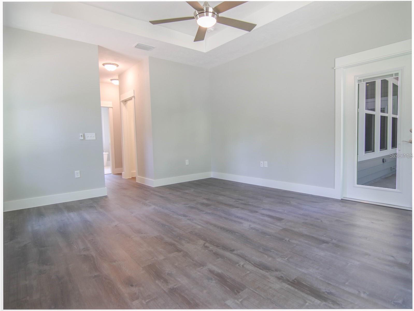 EMERALD COVE - Residential