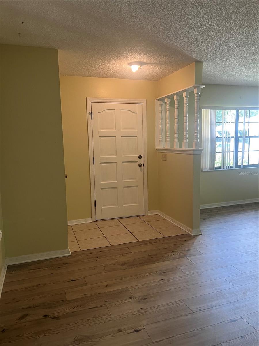 LAKE FRANKLIN PARK UN 3 - Residential Lease