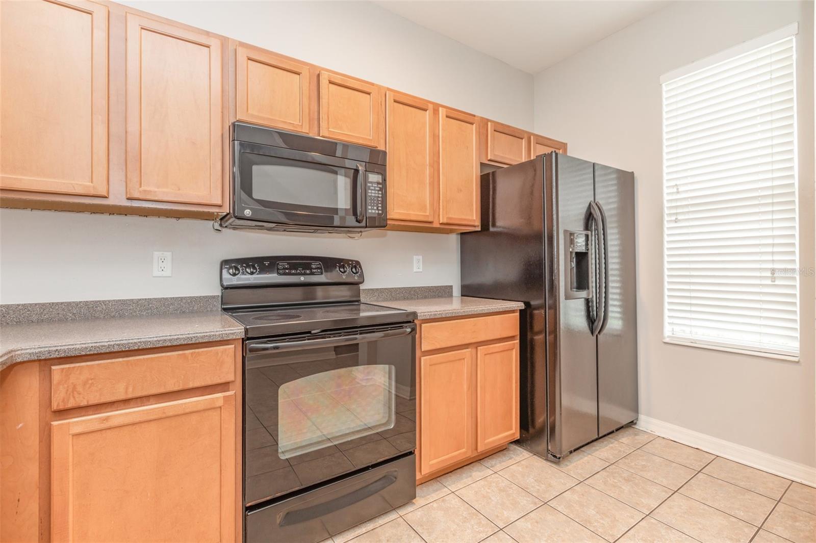 BRADFORD MANOR TWNHMS REP - Residential