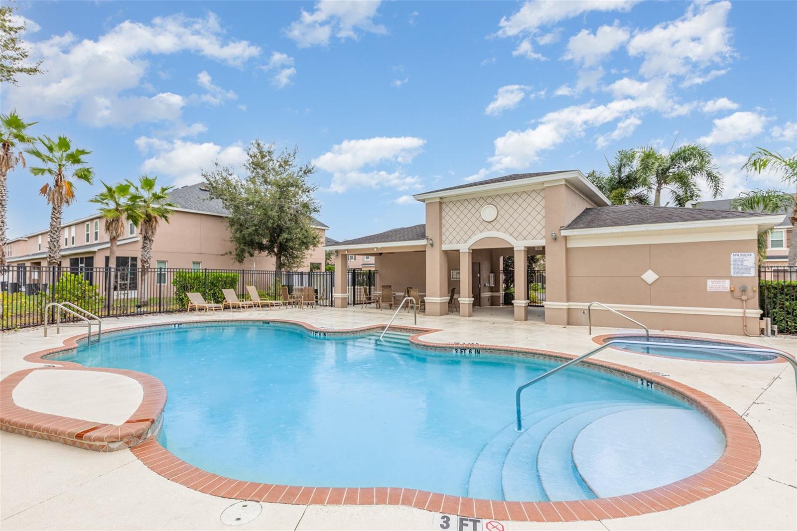 BRADFORD MANOR TWNHMS REP - Residential