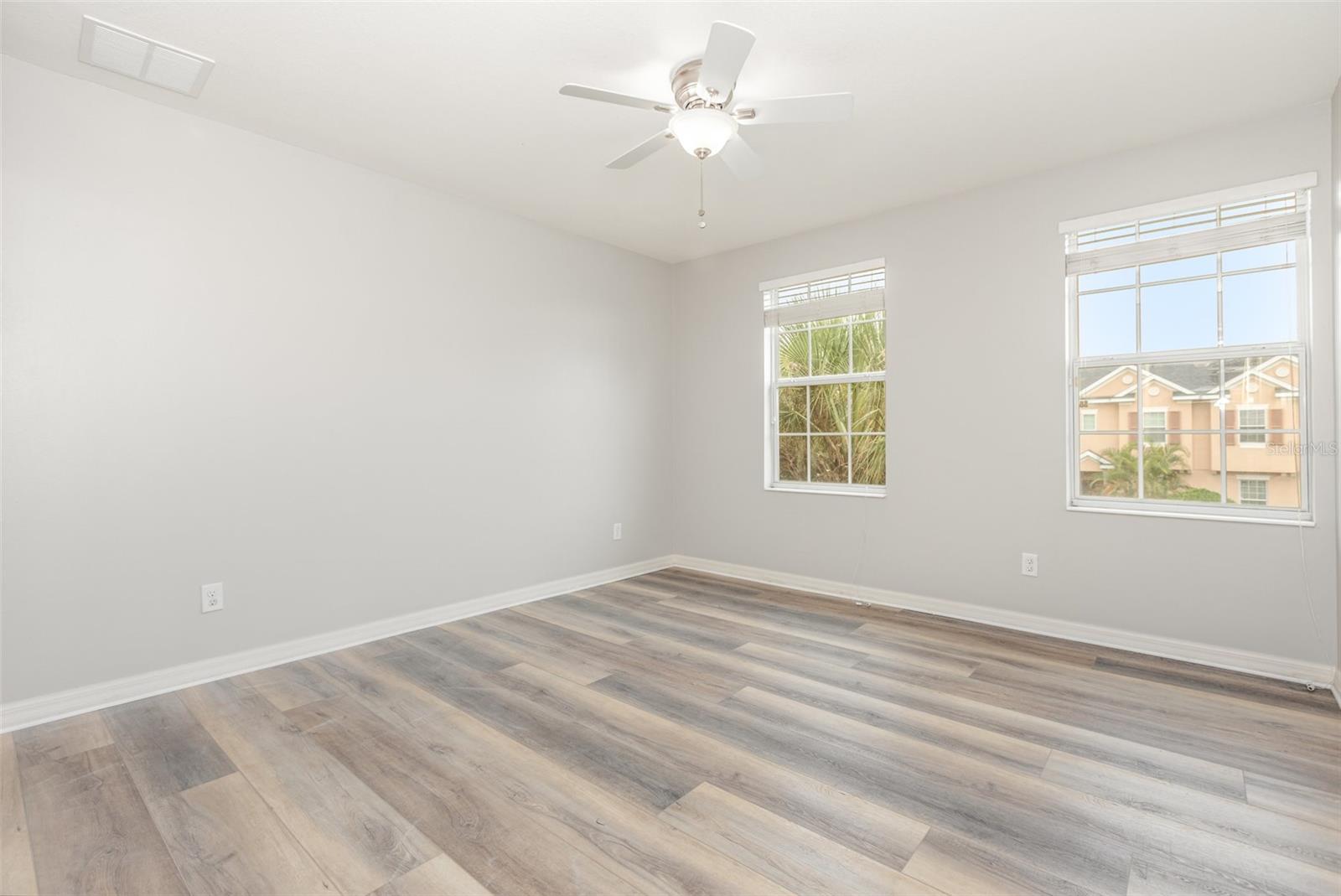 BRADFORD MANOR TWNHMS REP - Residential