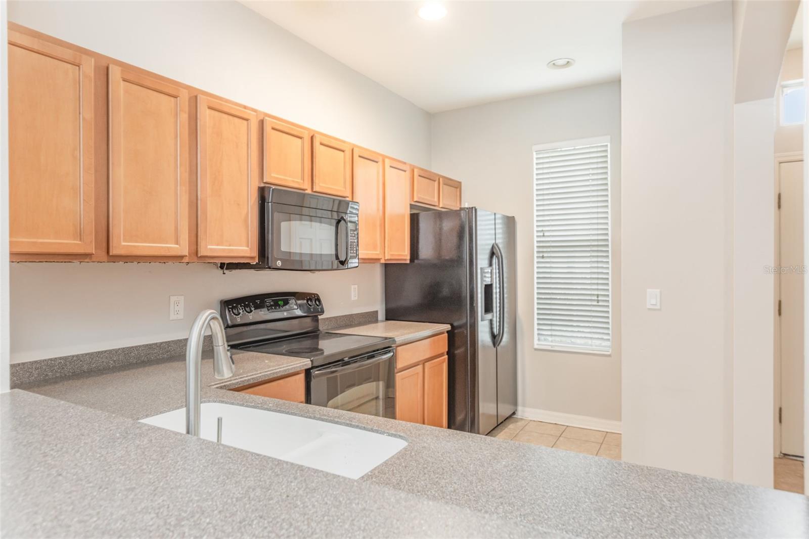 BRADFORD MANOR TWNHMS REP - Residential