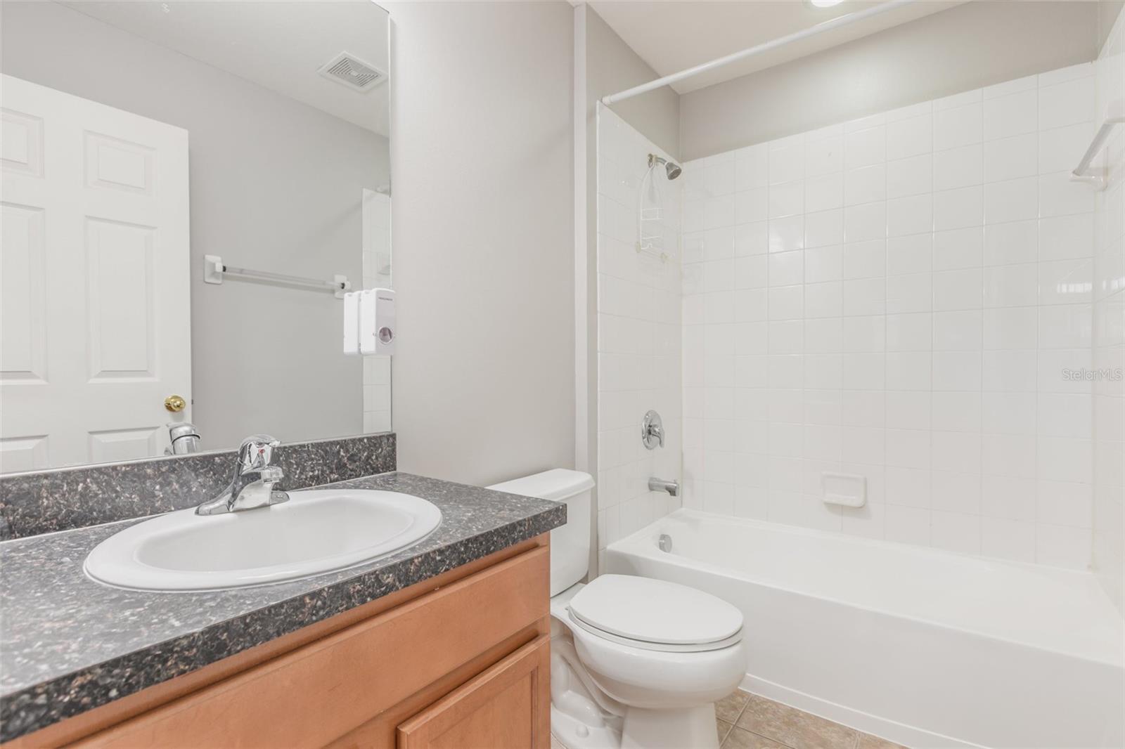 BRADFORD MANOR TWNHMS REP - Residential