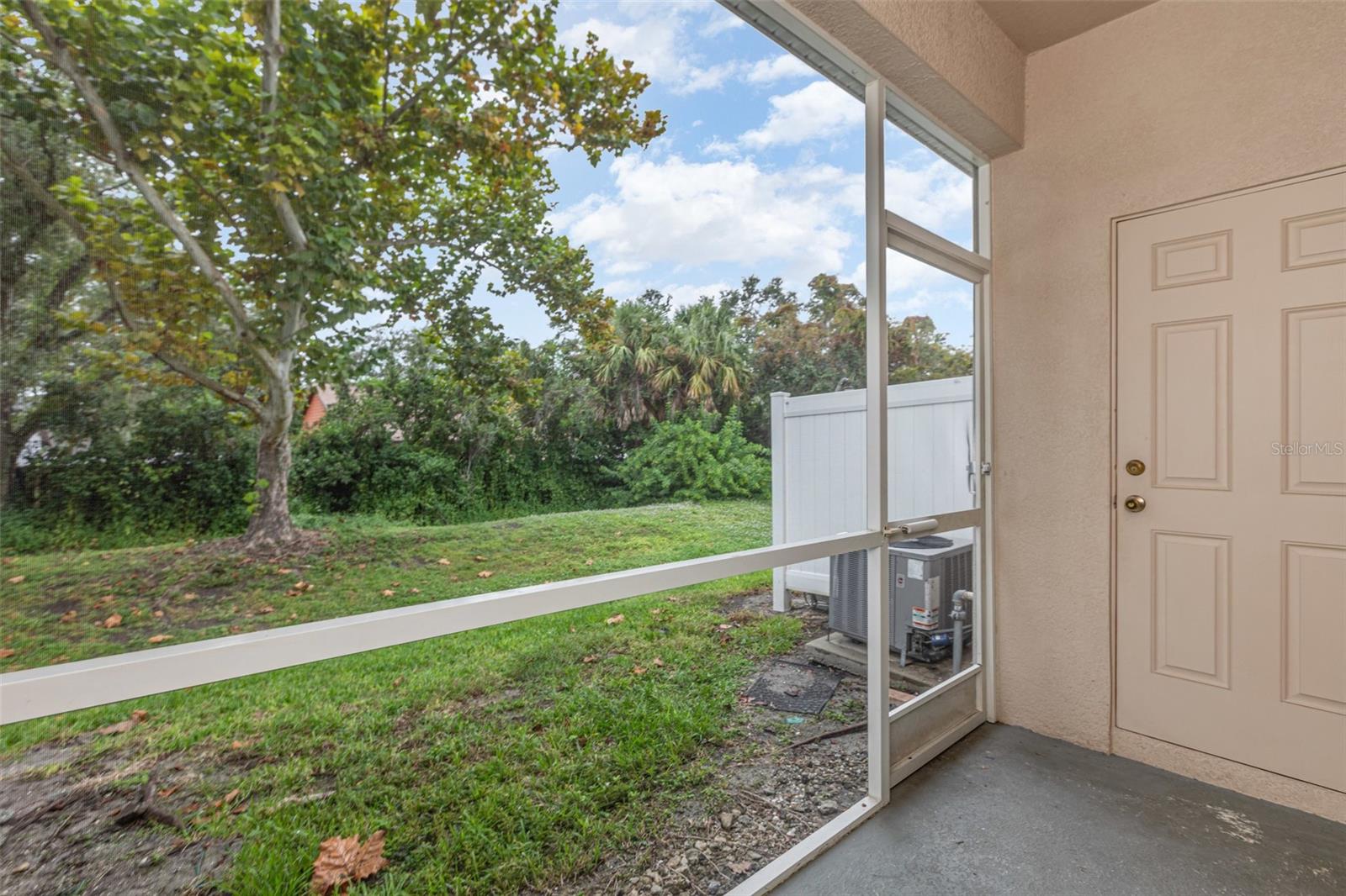 BRADFORD MANOR TWNHMS REP - Residential