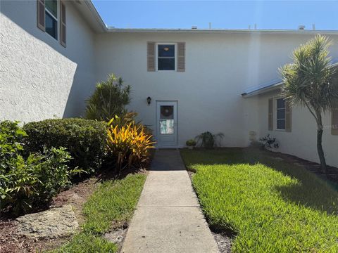 3281 38TH WAY S B ST PETERSBURG FL 33711