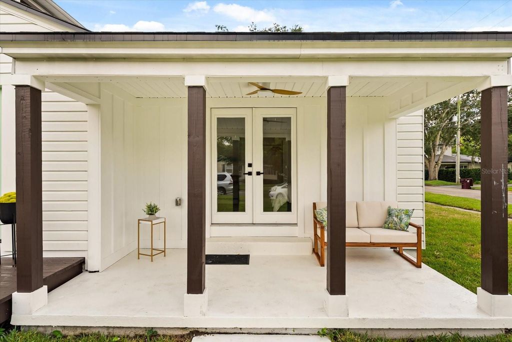 Photo of 1112 W New Hampshire Street, Orlando, FL 32804 (MLS # O6395589)