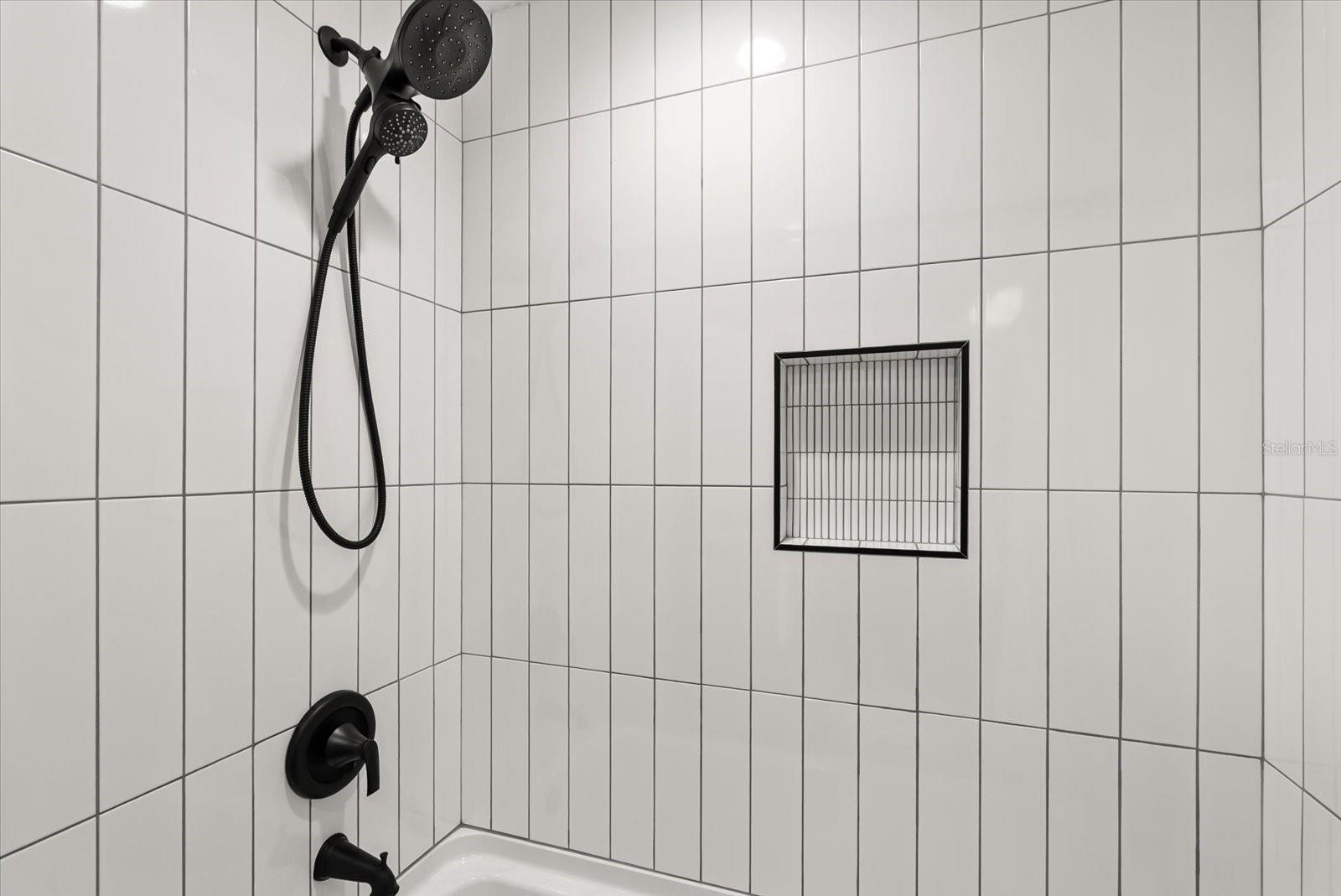 EDGEWATER MANOR - Residential