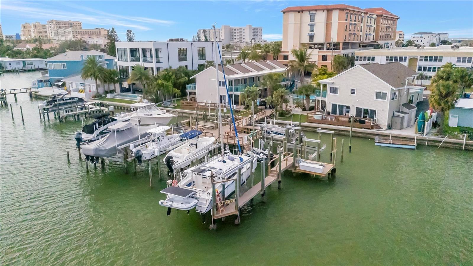 673 BAY ESPLANADE 204