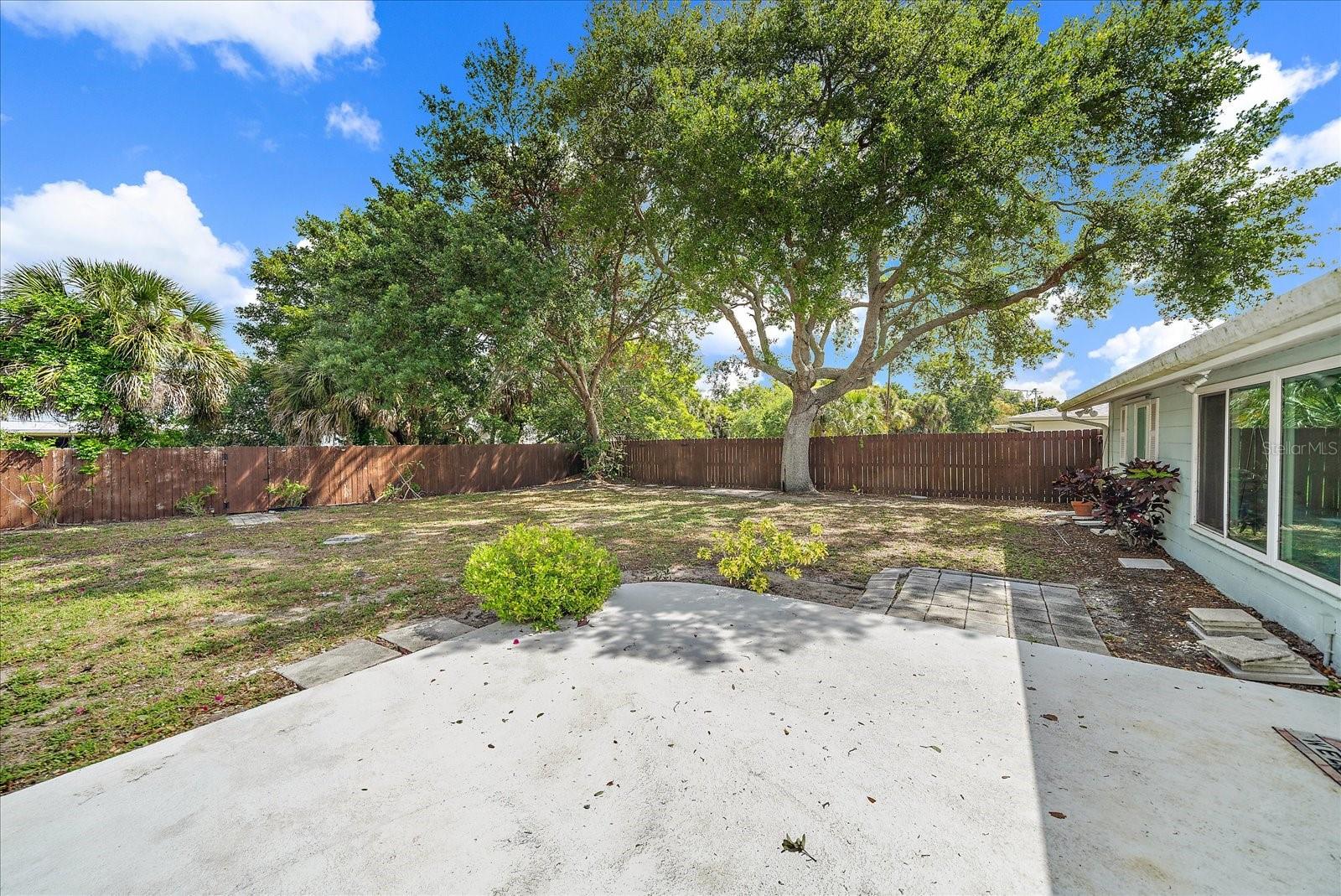 GULF GATE - Residential