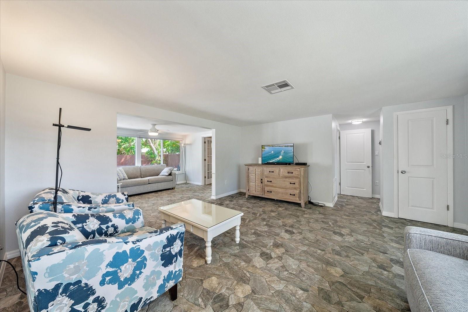 GULF GATE - Residential