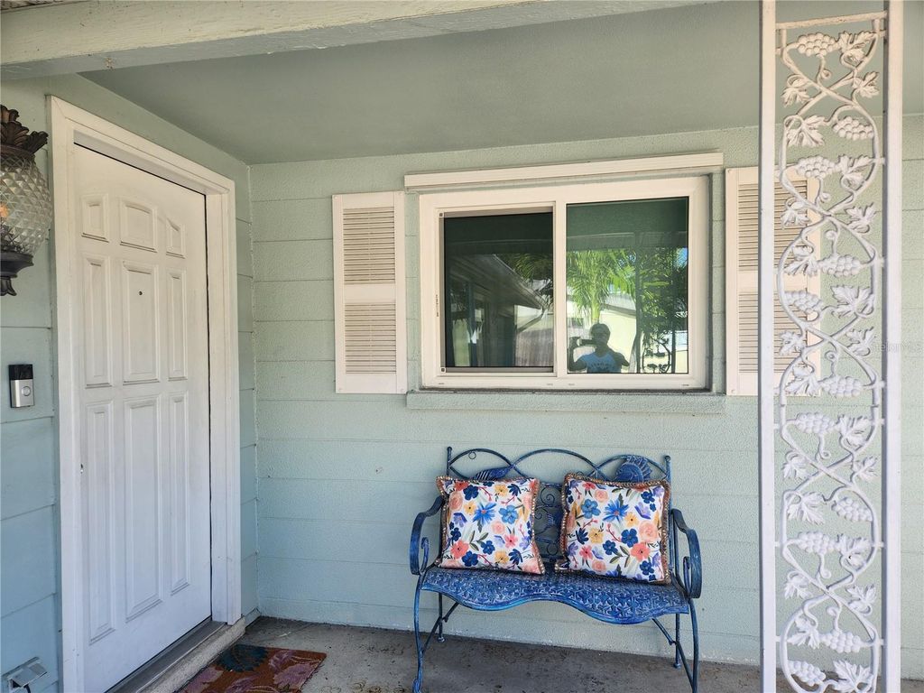 Photo of 2431 Bispham Road, Sarasota, FL 34231 (MLS # A4687726)