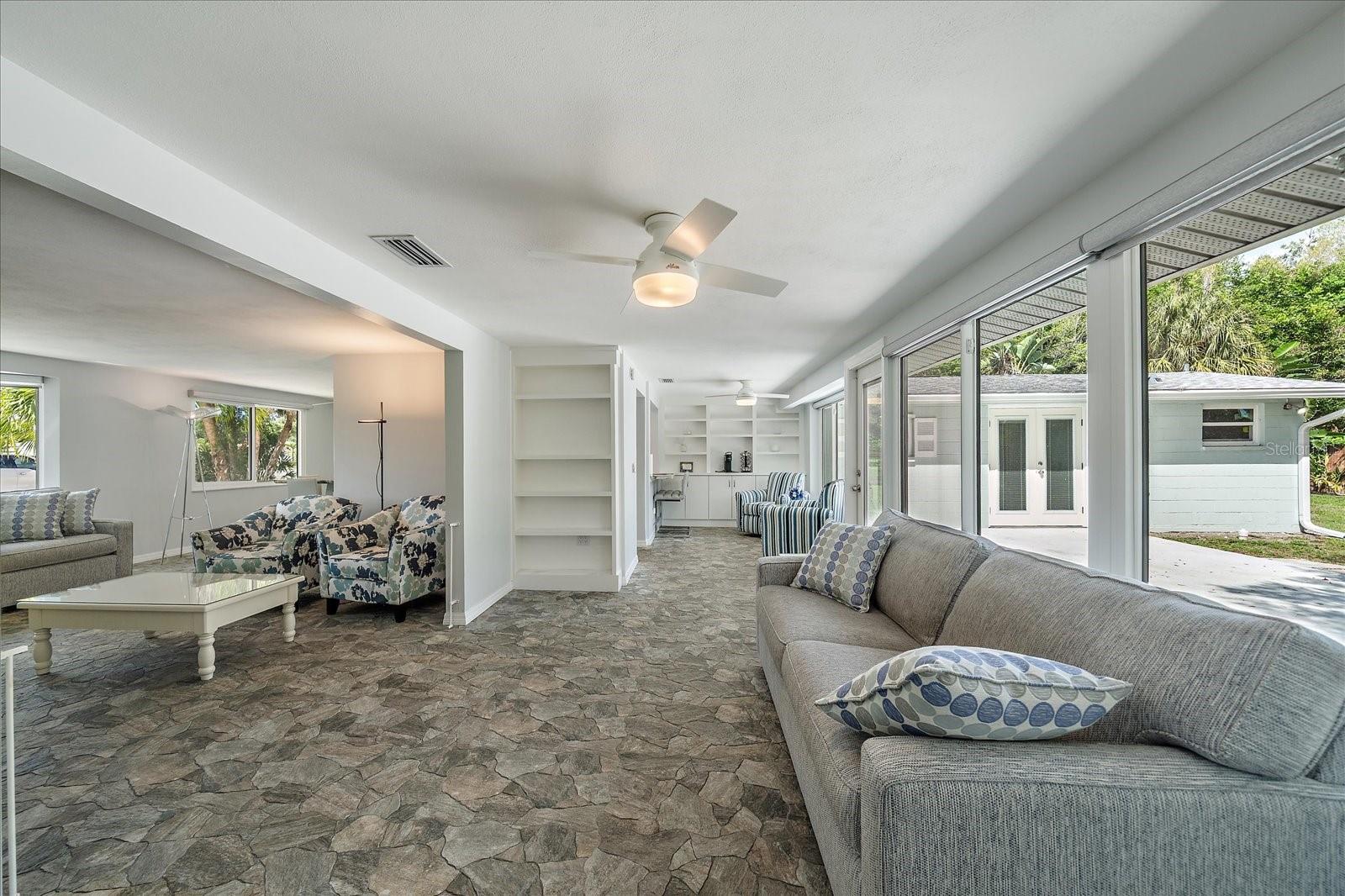 GULF GATE - Residential