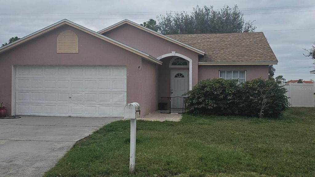 Photo of 871 Reflections Loop E, Winter Haven, FL 33884 (MLS # O6367947)