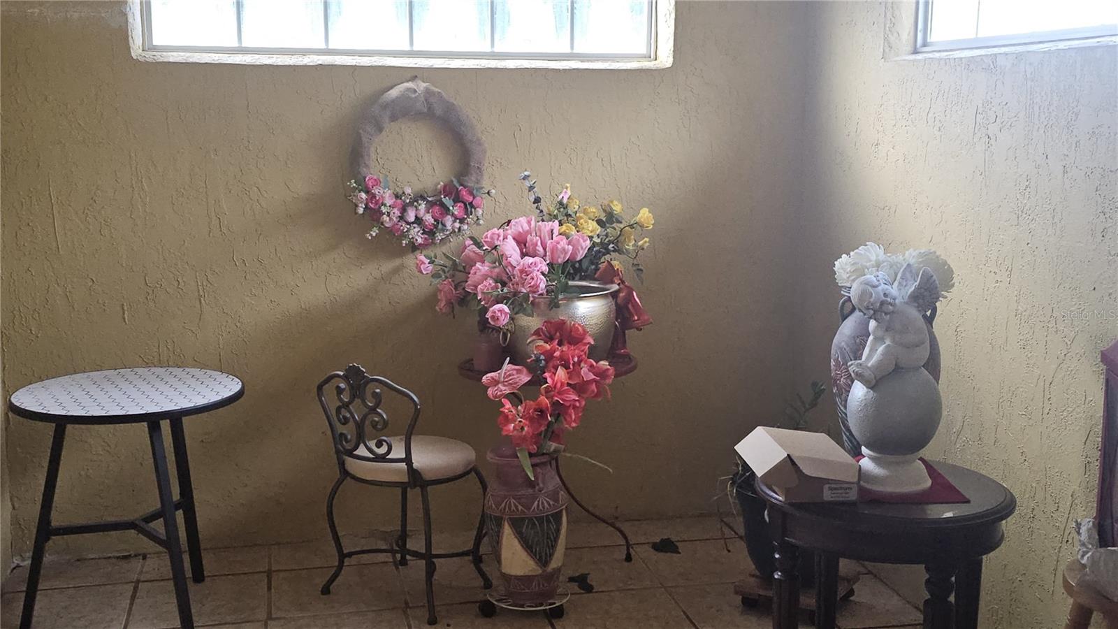 REFLECTIONS EAST PH 02 - Residential