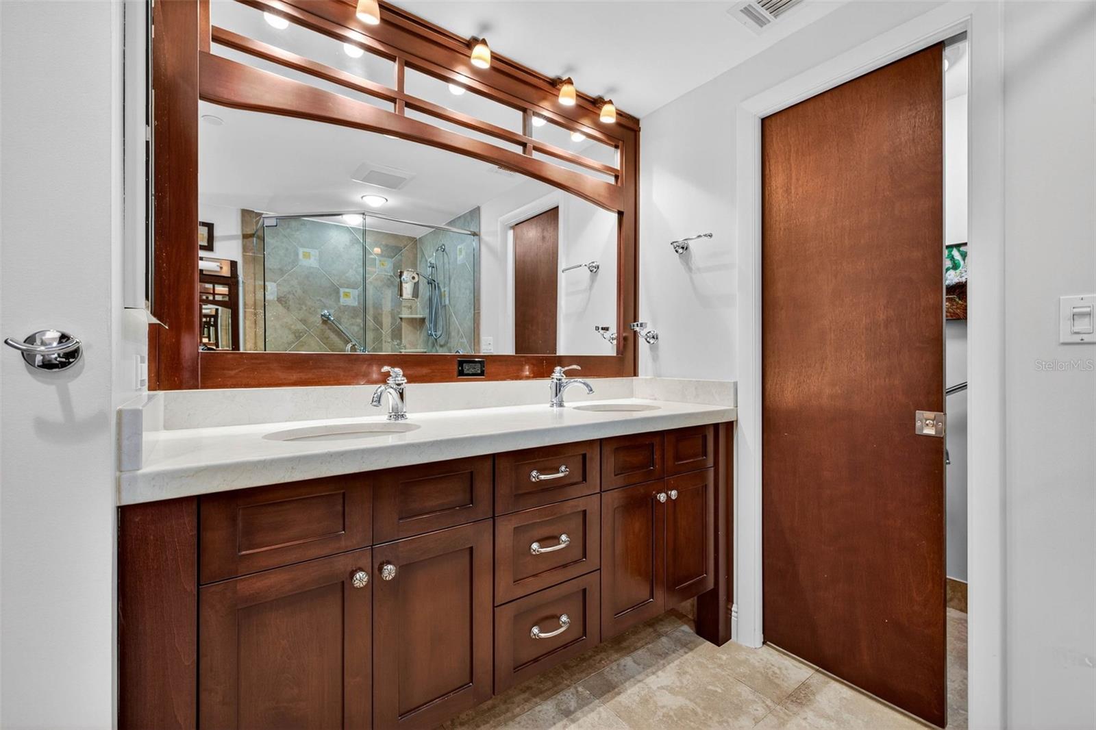 BAYFRONT TOWER CONDO - Residential