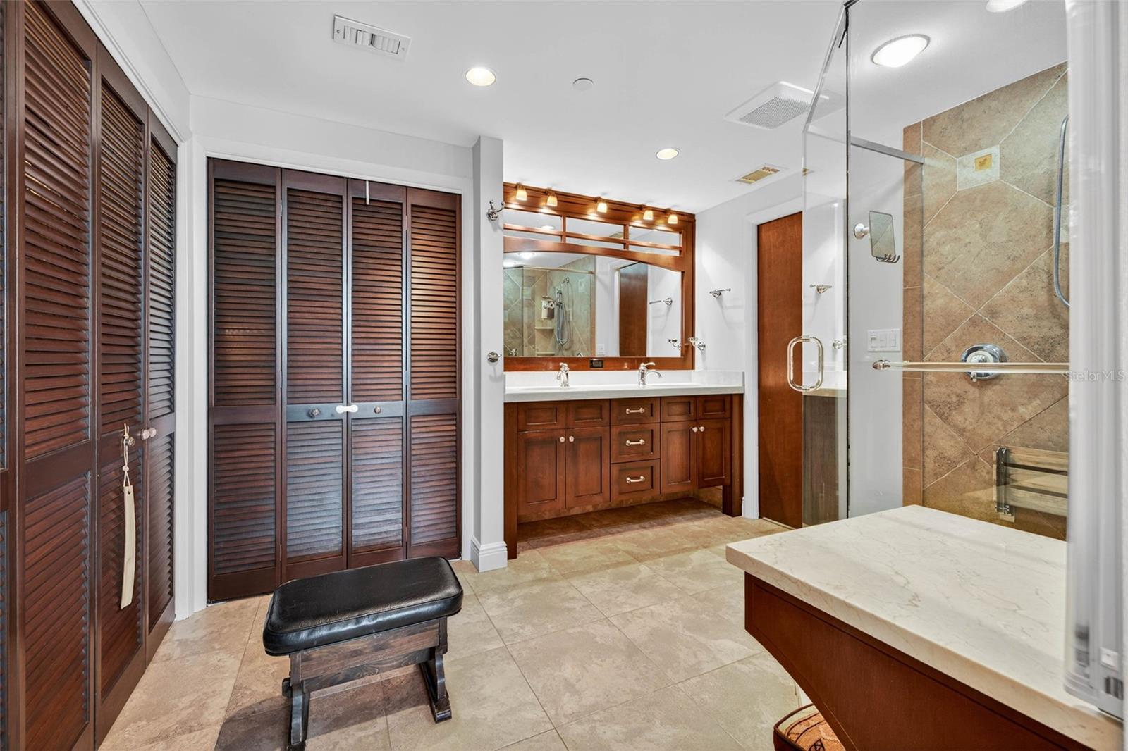 BAYFRONT TOWER CONDO - Residential