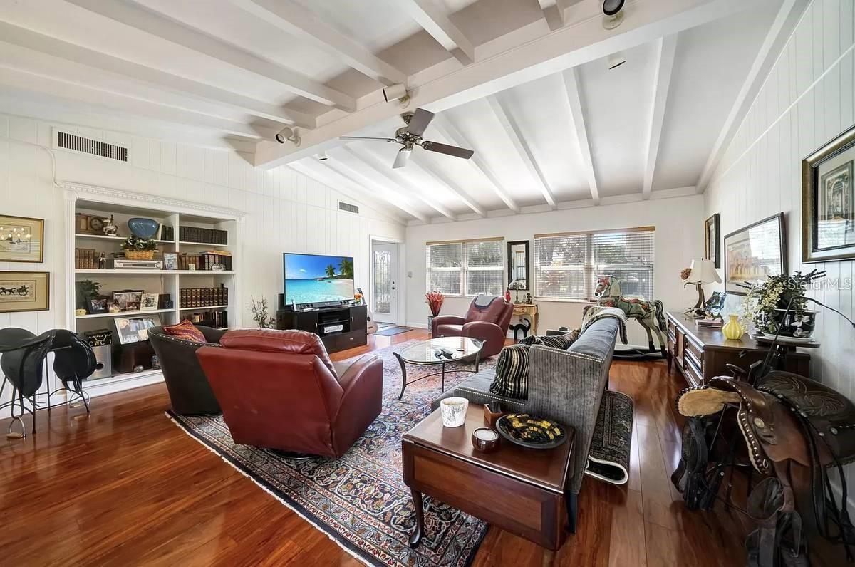 WHITFIELD ESTATES - Residential