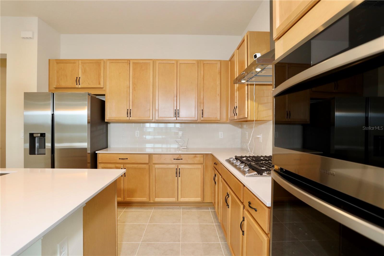 TWIN LAKES PH 8 - Residential