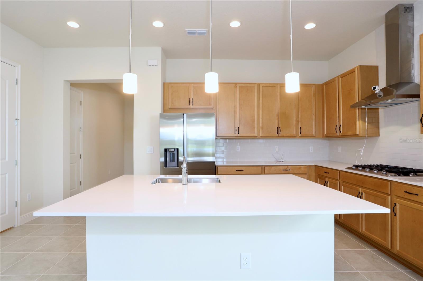 TWIN LAKES PH 8 - Residential