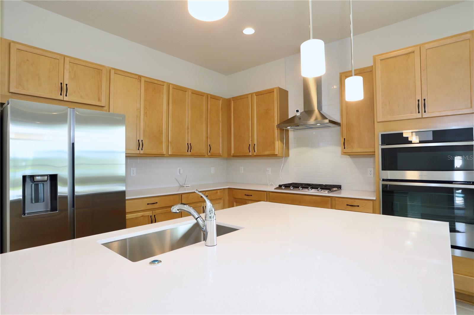 TWIN LAKES PH 8 - Residential