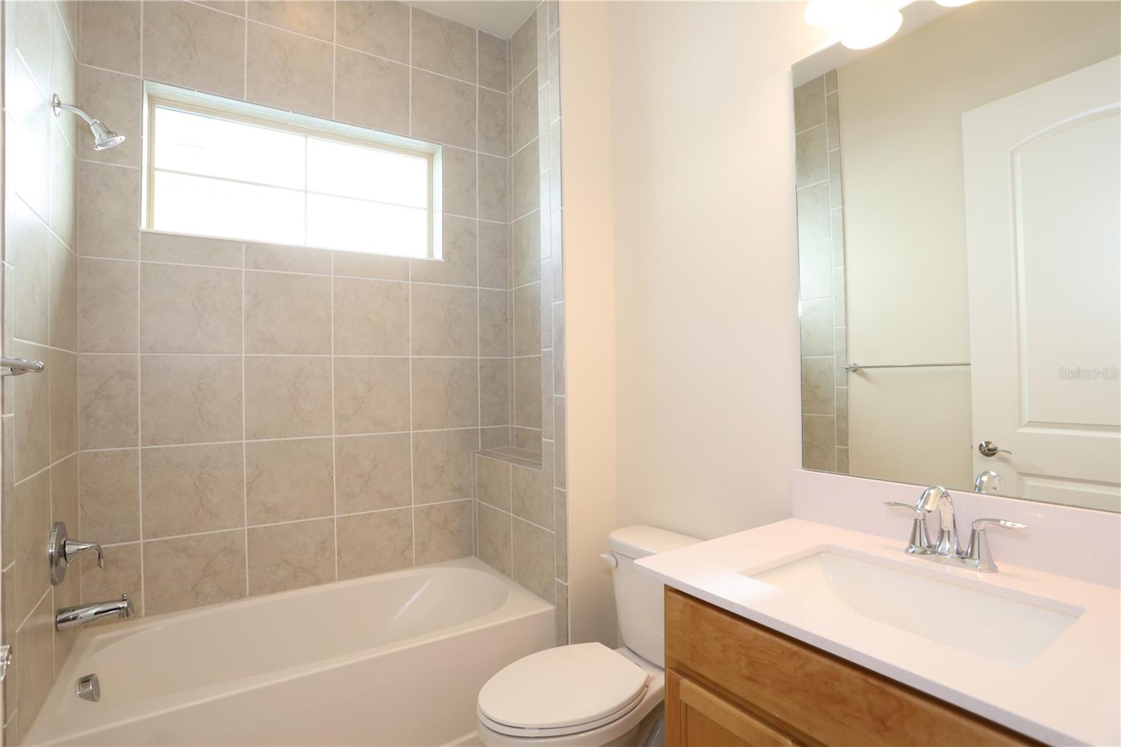 TWIN LAKES PH 8 - Residential