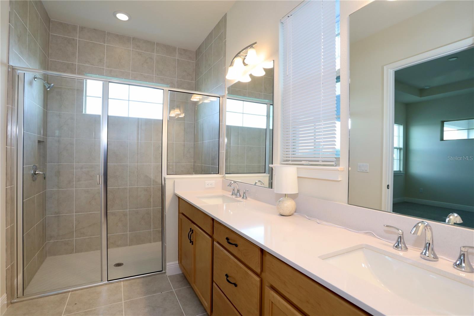 TWIN LAKES PH 8 - Residential