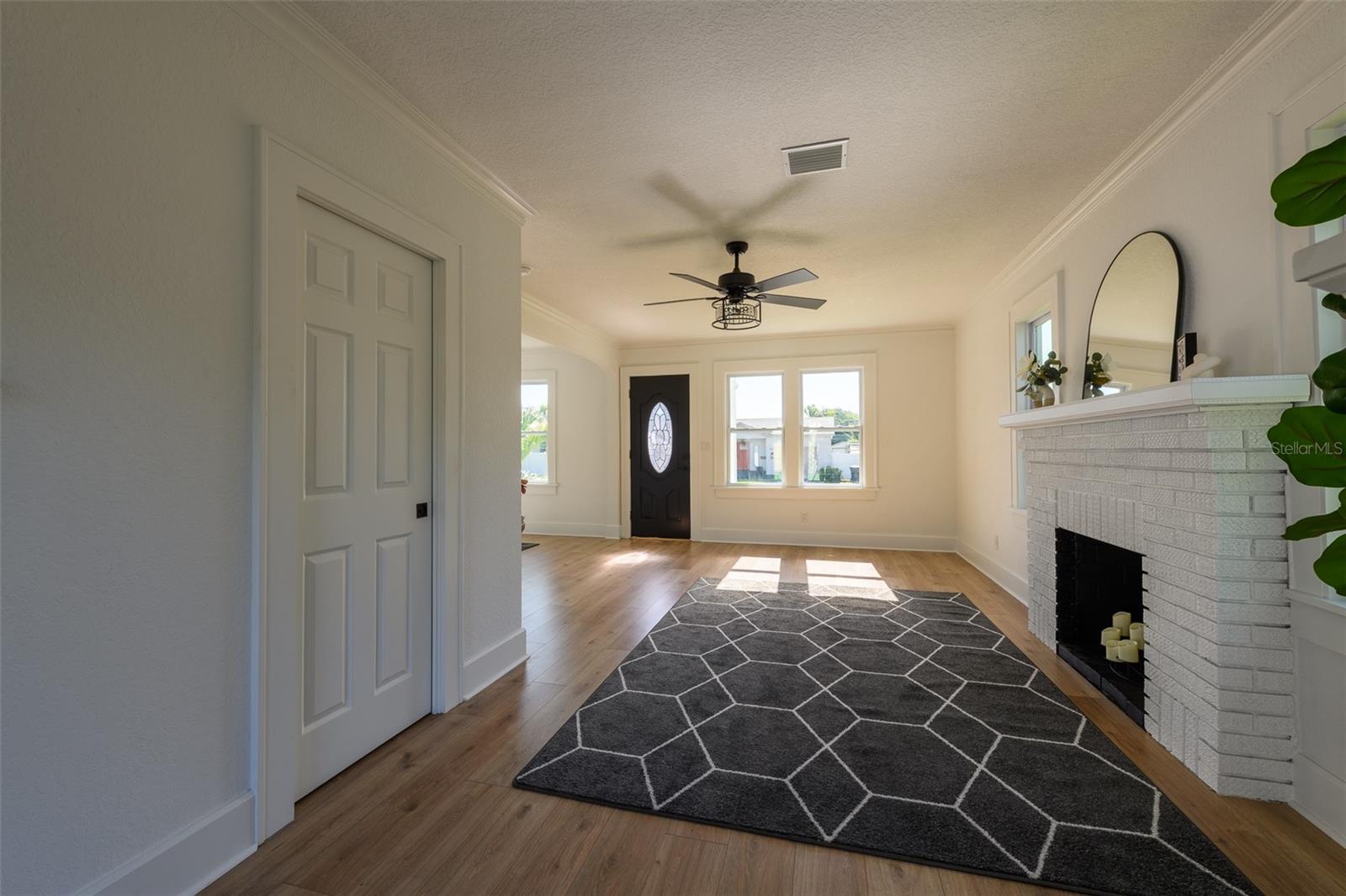 HUDSON HEIGHTS - Residential