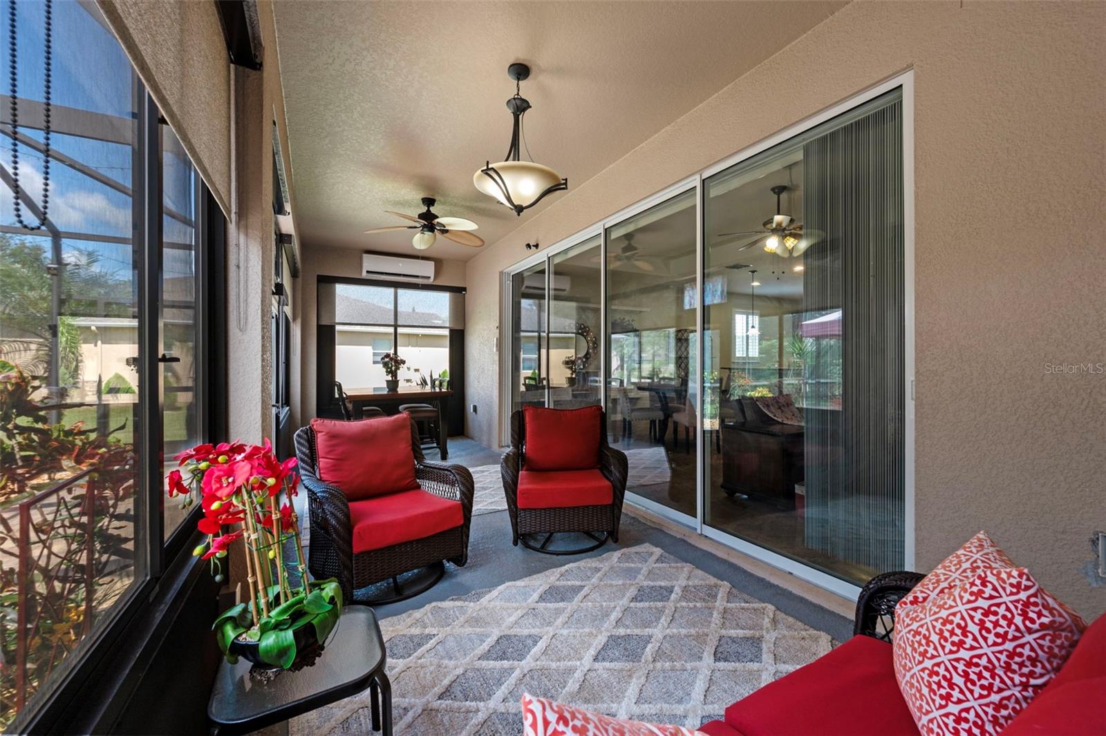 4016 SERENA LANE