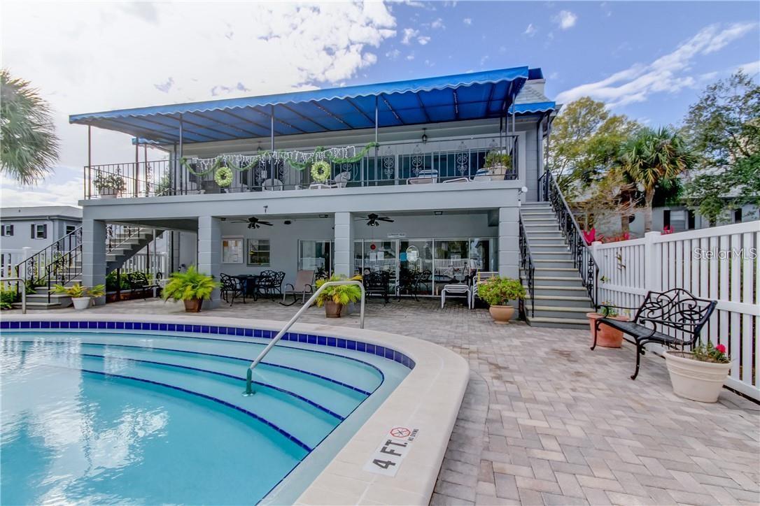 LES CHATEAUX CONDO - Residential