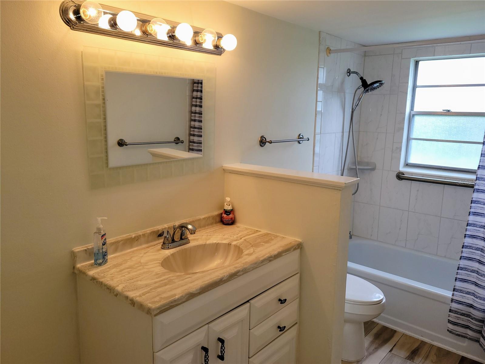 LES CHATEAUX CONDO - Residential