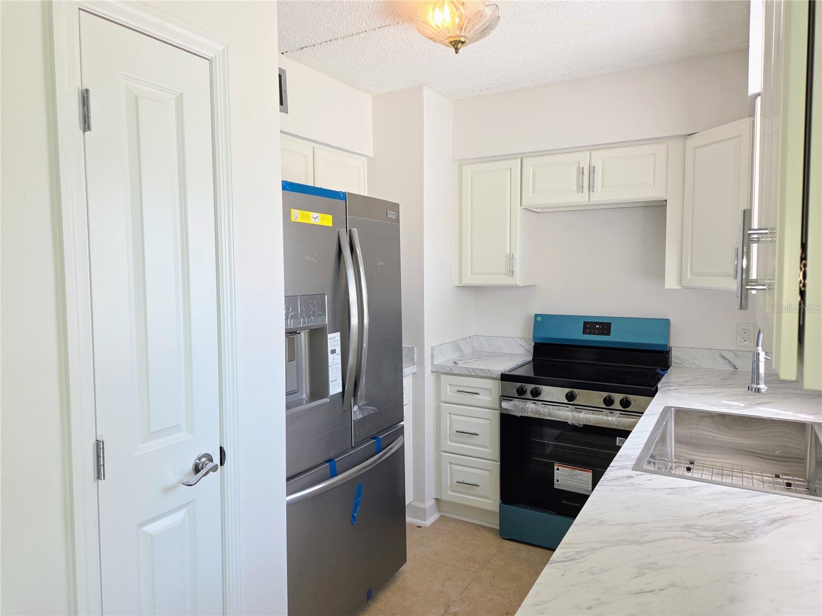 LES CHATEAUX CONDO - Residential