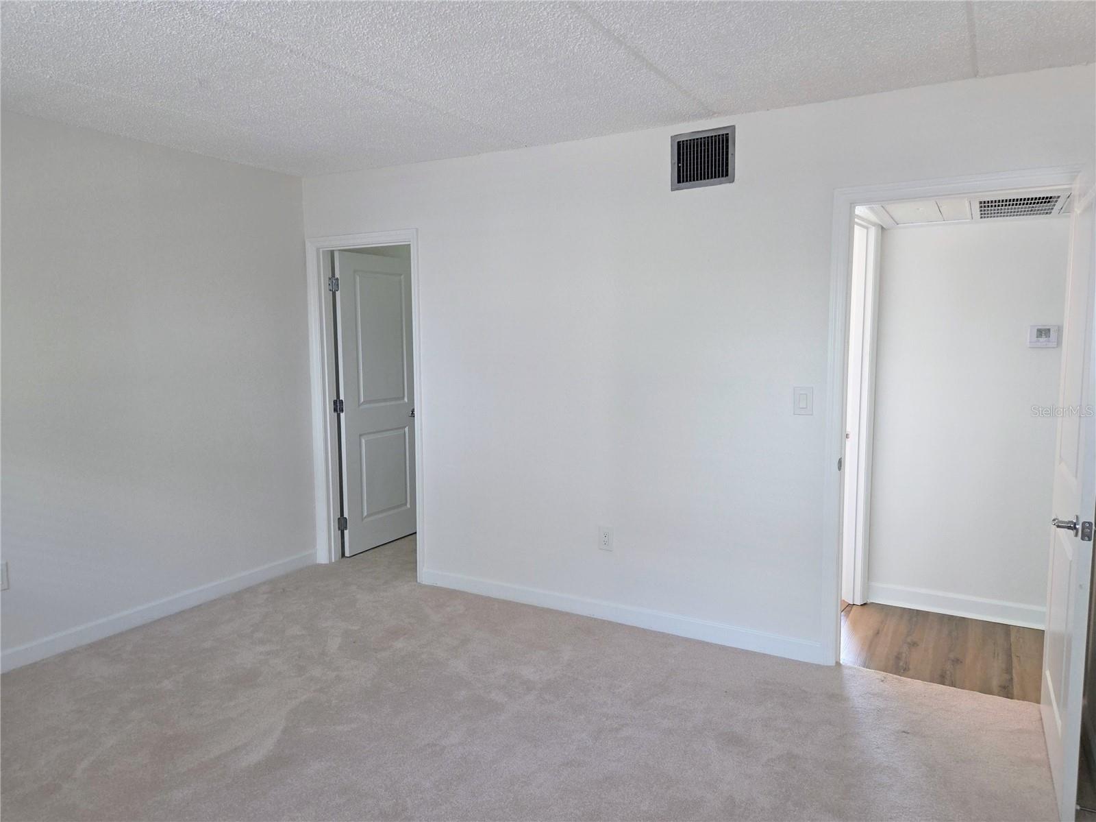 LES CHATEAUX CONDO - Residential