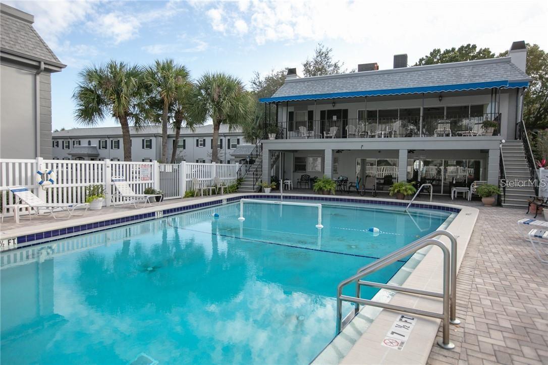 LES CHATEAUX CONDO - Residential