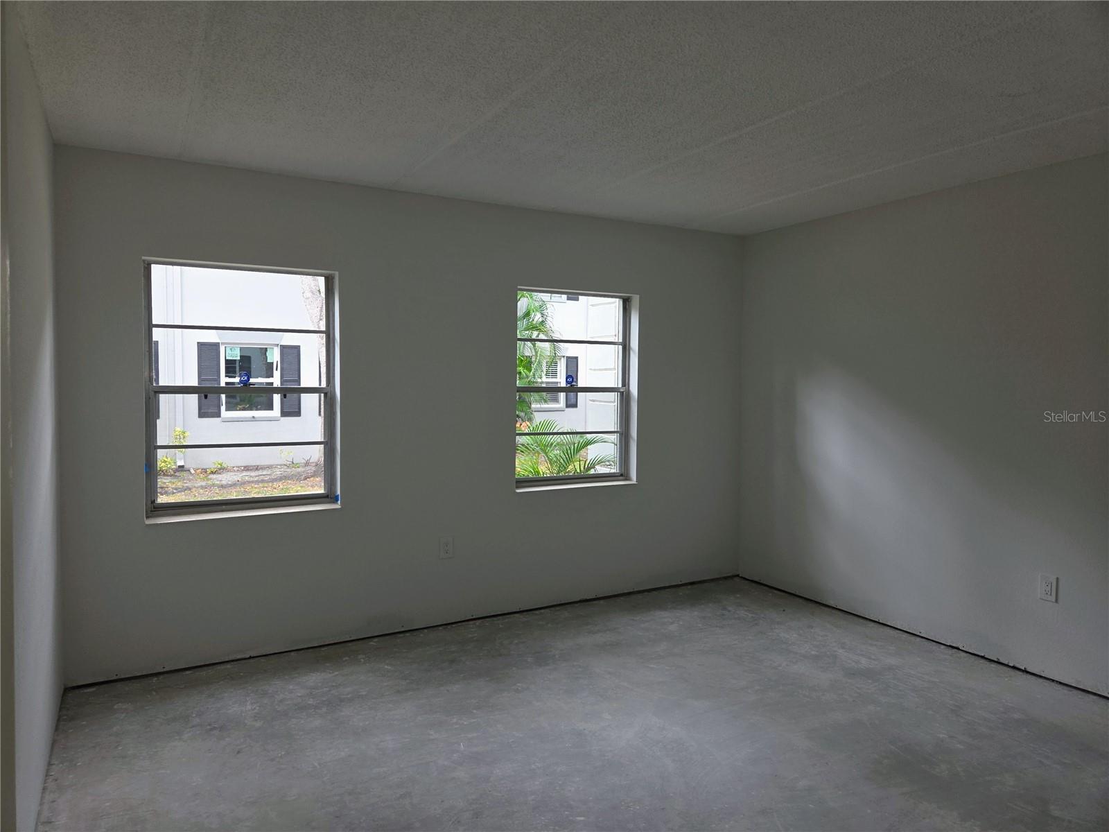 LES CHATEAUX CONDO - Residential