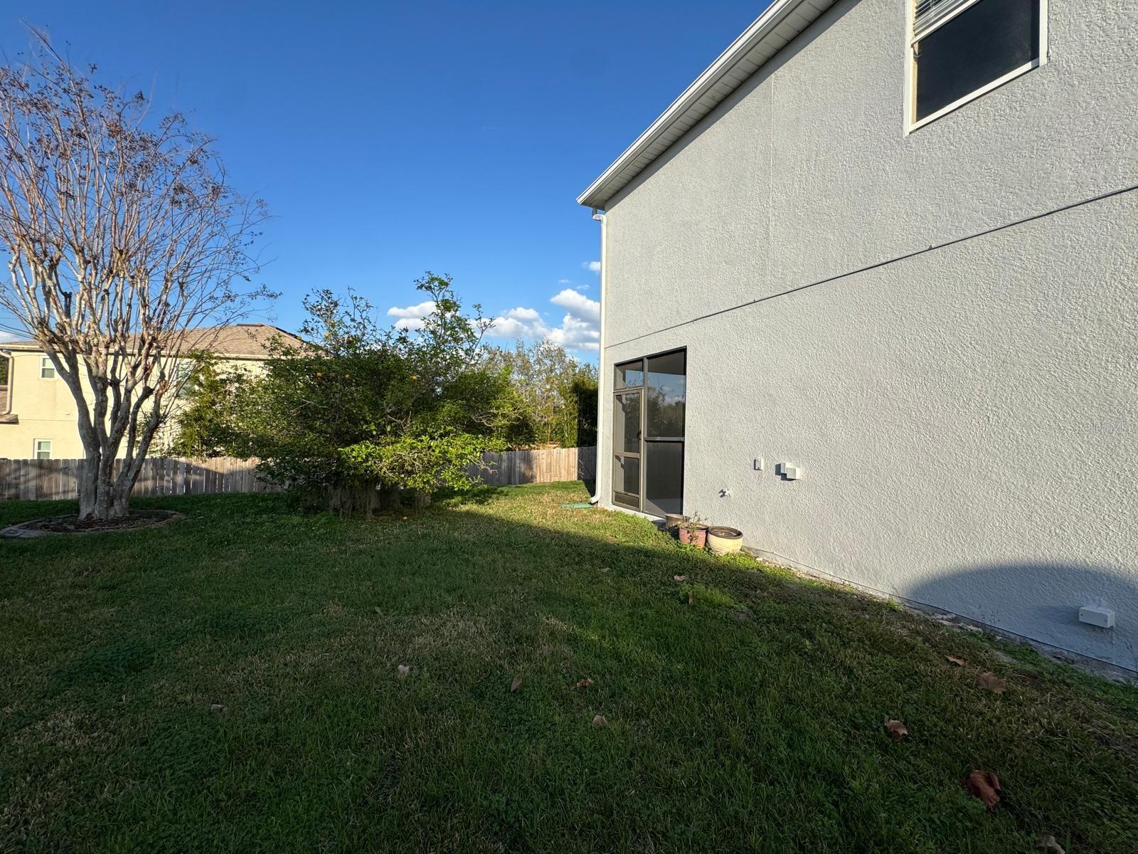 PARKSTONE UNIT 3 - Residential Lease