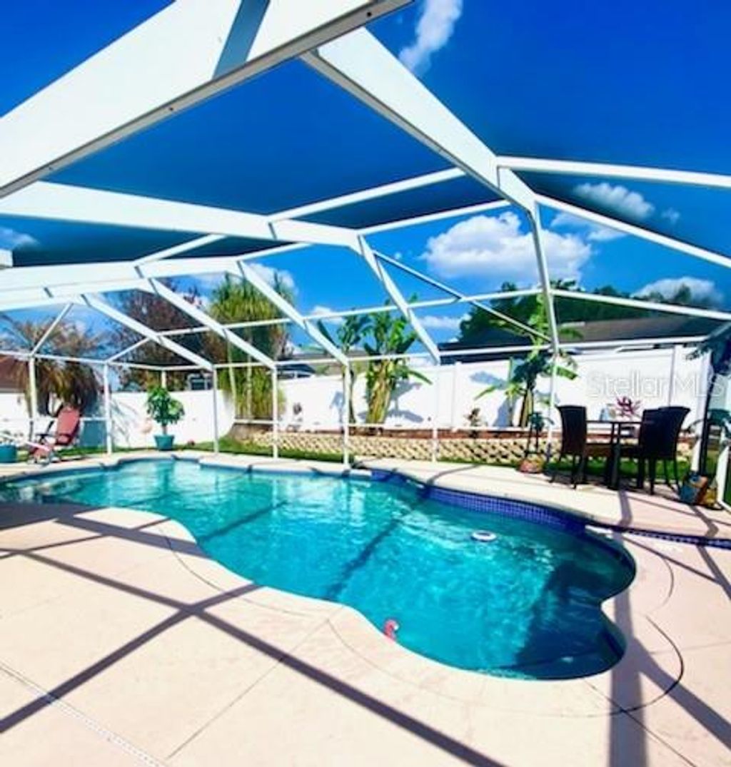 Photo of 5837 Manchester Drive W, Lakeland, FL 33810 (MLS # L4958762)